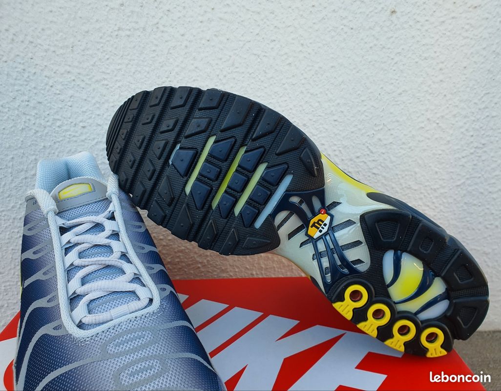 Nike Air Max Plus 3M pointure 42 (image 15)