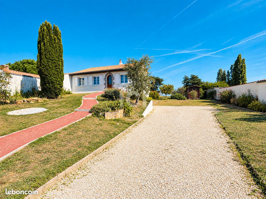 Maison 5 pièces 106 m² · à Bouaye · 106 m² · 329 000 €