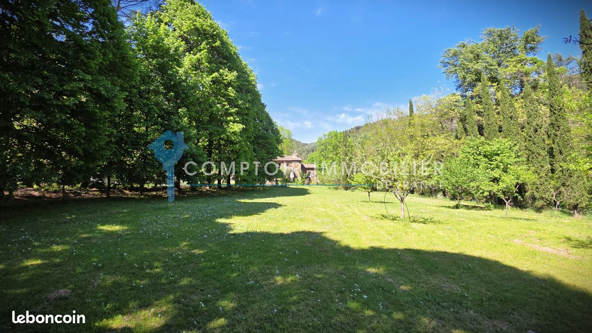 Maison 9 pièces 220 m² · à Chamborigaud · 220 m² · 595 000 €