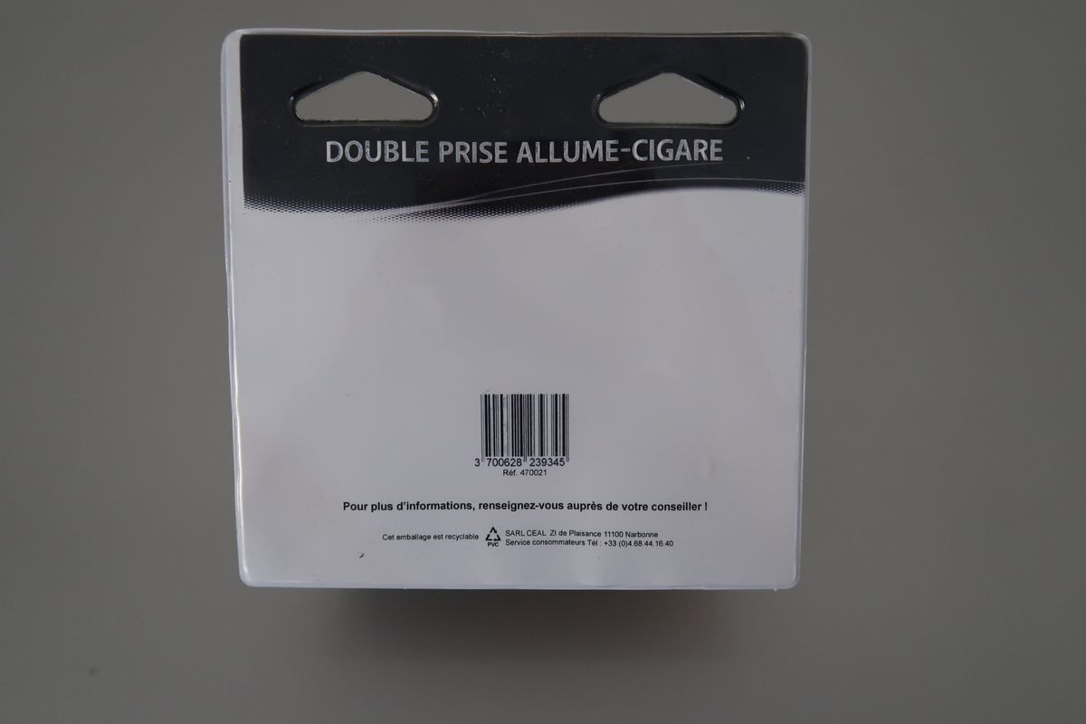 Adaptateur Allume Cigare Double Prise 12 Volts avec fusible