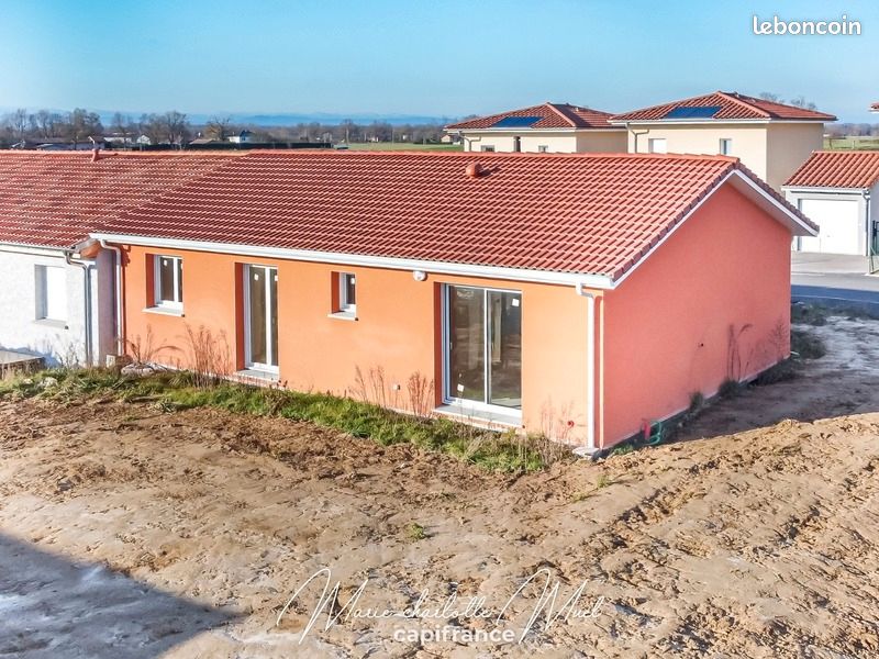 Maison 5 pièces 83 m² · à Bâgé-Dommartin · 83 m² · 170 000 €