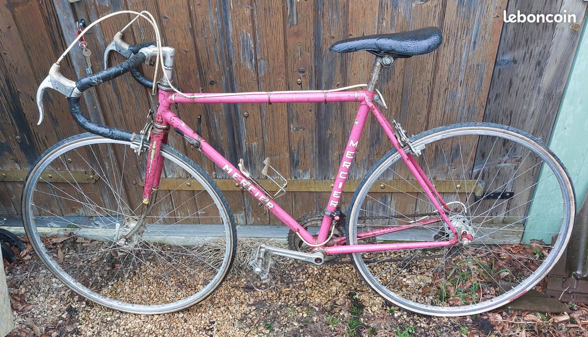 Vélo course MERCIER rose vintage réplique Poulidor Vélos