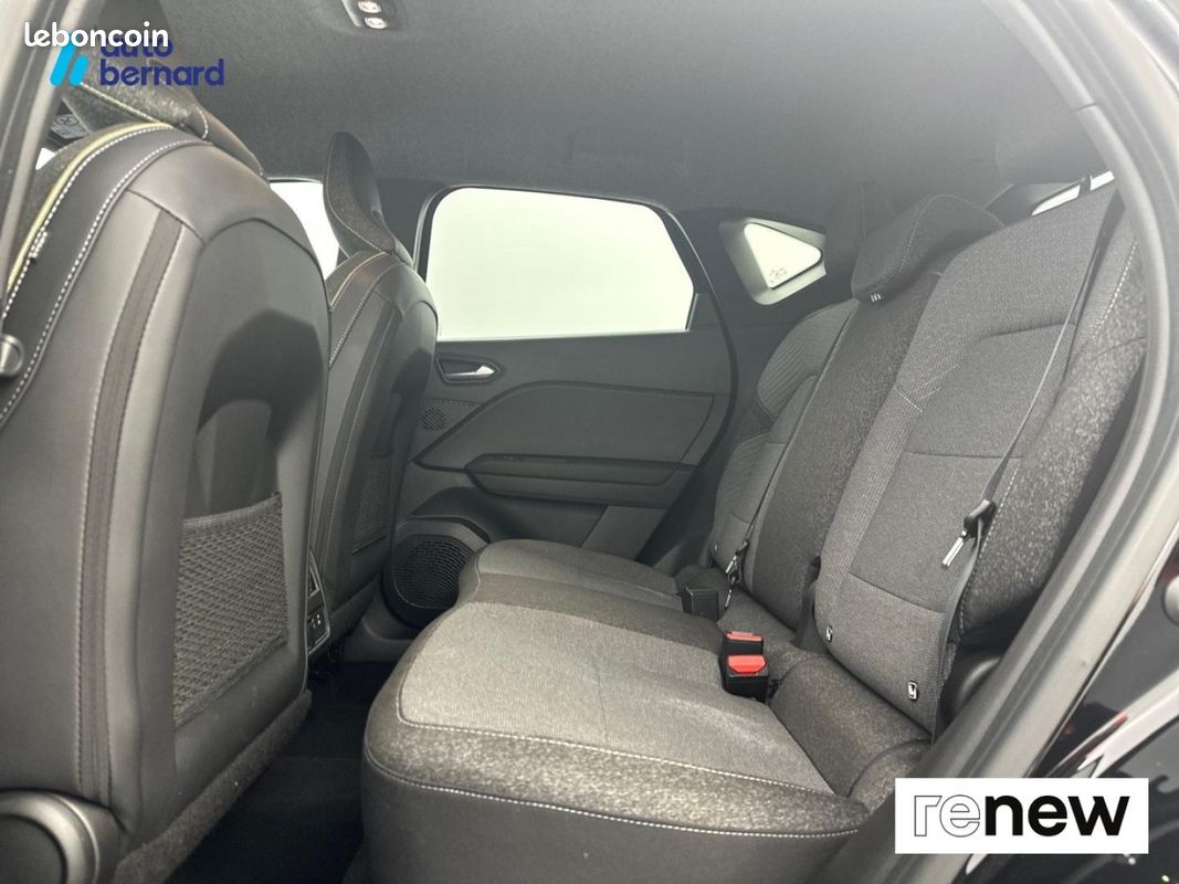 Renault Captur 1.8 E-Tech full hybrid 160ch Techno - 25 (image 10)