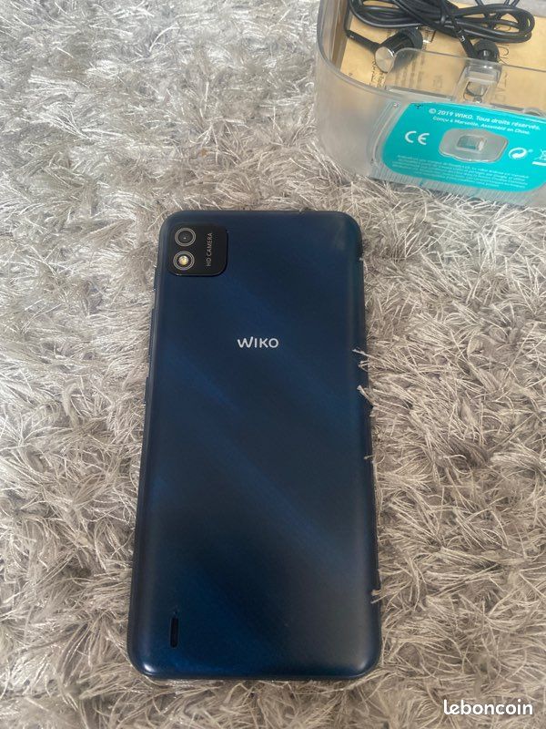 Wiko Y62 Vert – Téléphone Portable En Bon état Avec Boîte D’Origine Et Cable