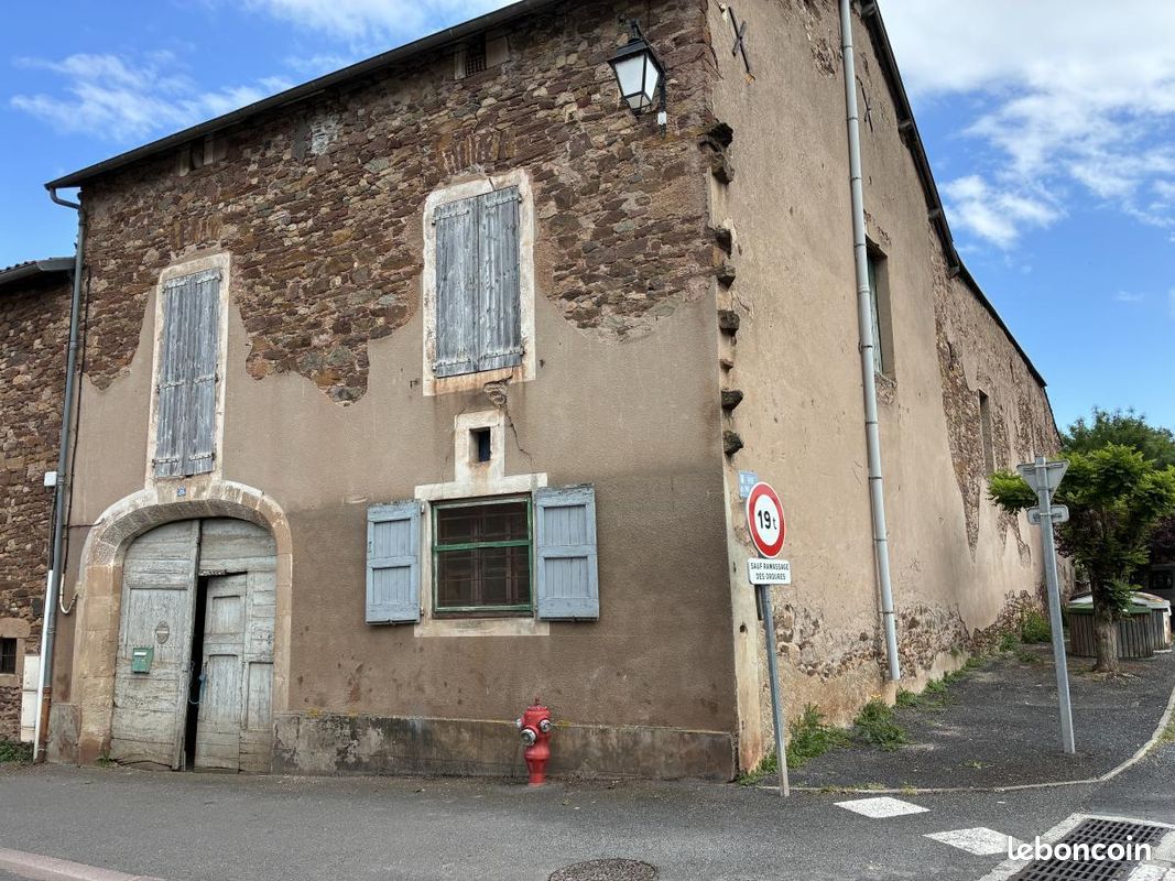 Maison 7 pièces 100 m² · à Vabres-l'Abbaye · 100 m² · 95 000 €