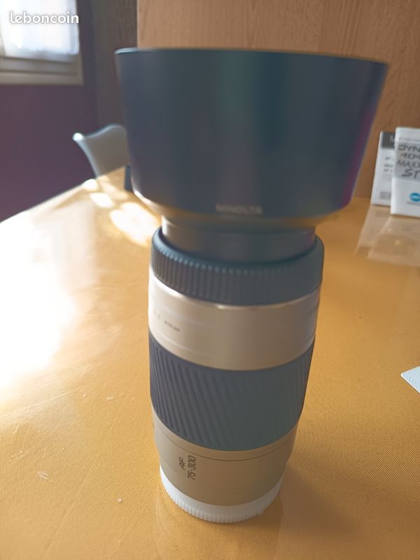 Minolta 404si Avec Objectifs 28-80 Et 75-300 + Filtre - Très Bon état