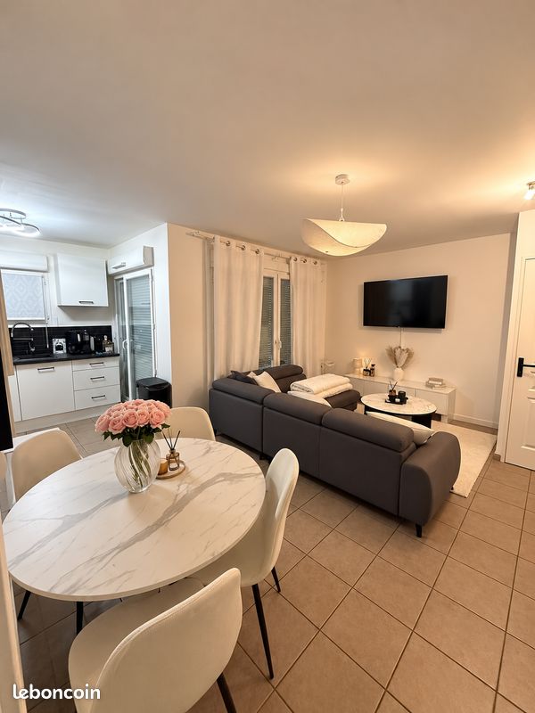 Appartement 2 pièces 50 m² · à Meximieux · 50 m² · 800 €/mois