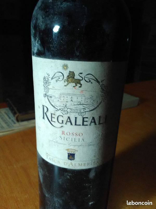 Vin italien Regaleali (image 2)
