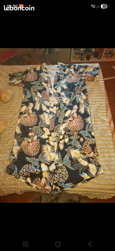 Ensemble short et chemise longue neuf jamais porter 5xl (image 1)