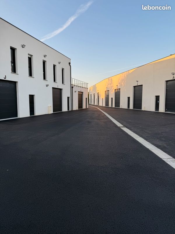 Locaux / entrepôts à partir de 88m² (image 1)
