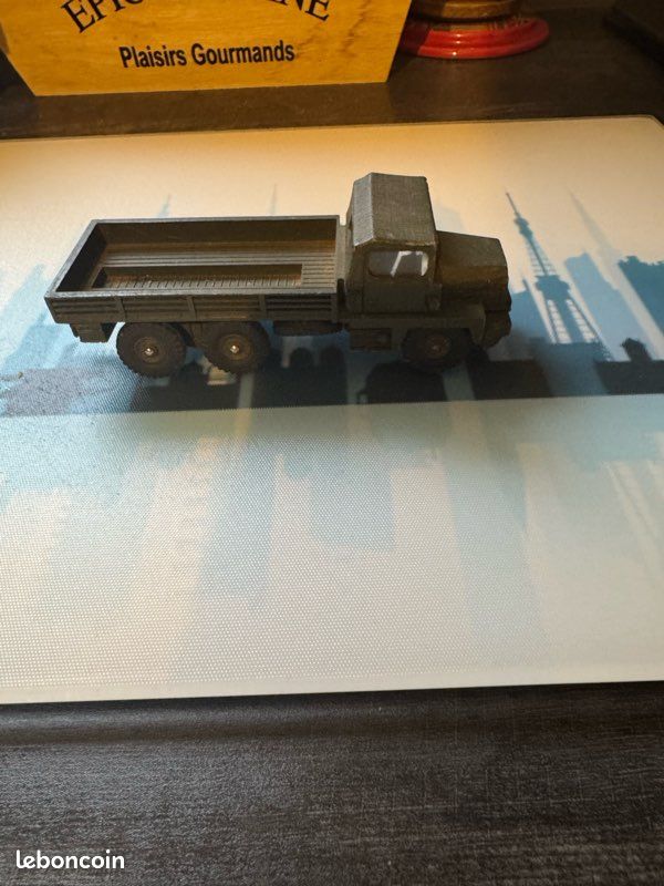 DINKY TOYS CAMION BERLIET GAZELLE ARMY TRUCK REF 824 ANNÉES 63 TRÈS BON ÉTAT