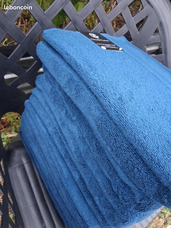 Lot de 8 drap de bain bleu christian lacroix neuf 70x140 (image 4)