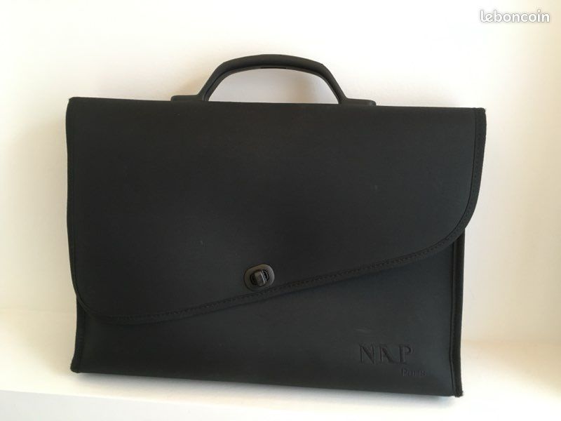 SACOCHE/ PORTE DOCUMENTS Noire (image 1)