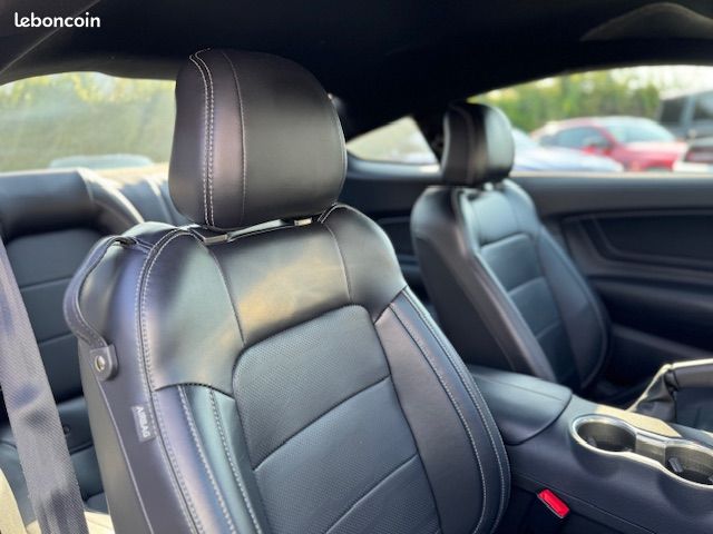 Ford mustang v8 5.0 gt fastback phase 450ch noir pack premium navigation carplay * dispo et visible sur notre parc* 43900 eur (image 4)