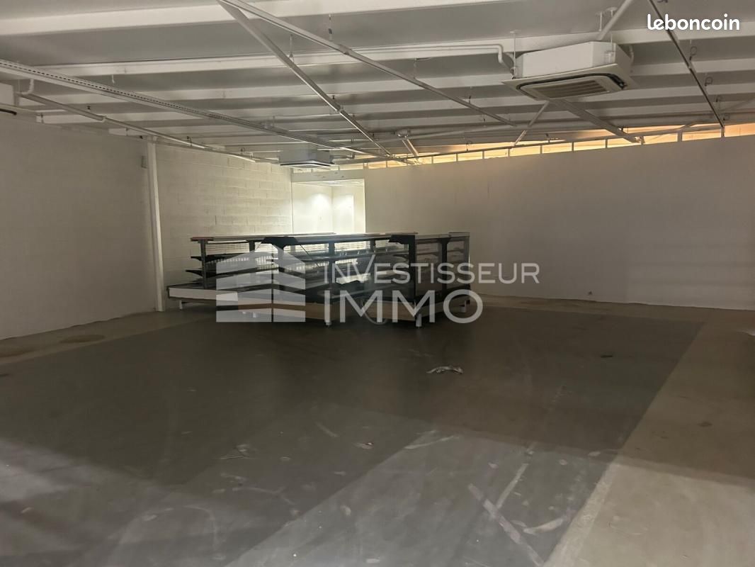 Local commercial 157 m² (image 3)