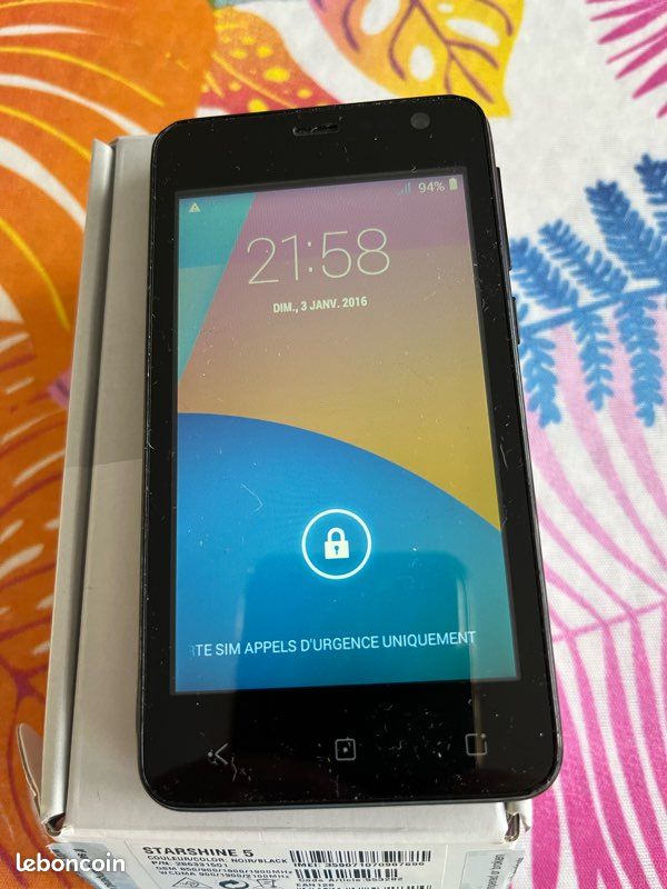 Reprise smartphone SFR StarShine 3 Noir 2 Go