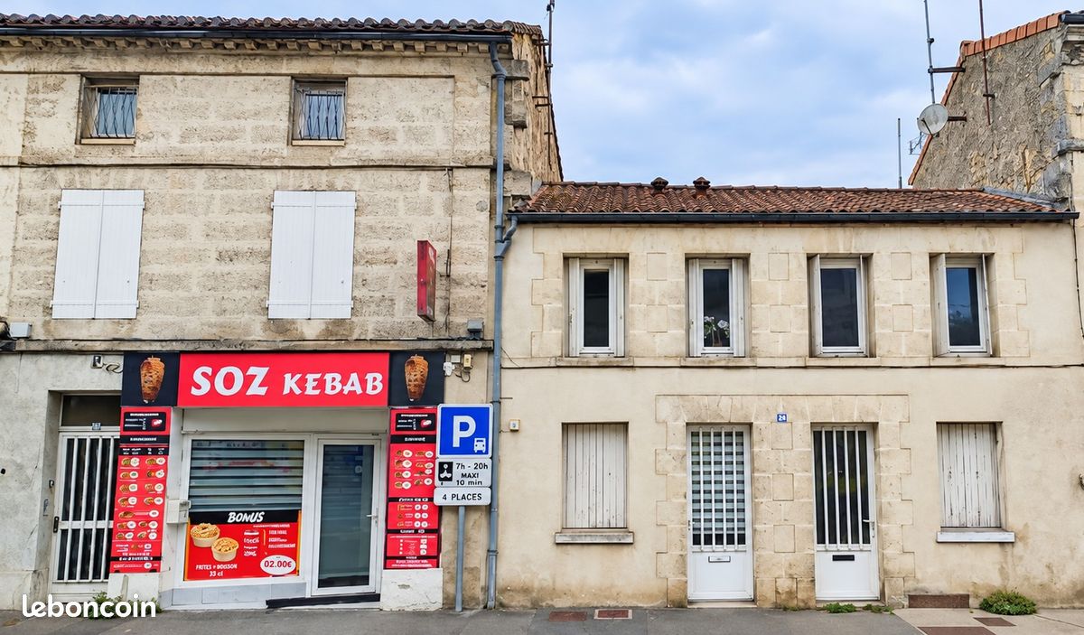 Immeuble 10 pièces 170 m² · à Gond-Pontouvre · 170 m² · 289 000 €