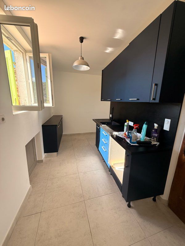 Appartement 1 pièce 32 m² · à Gémenos · 32 m² · 780 €/mois