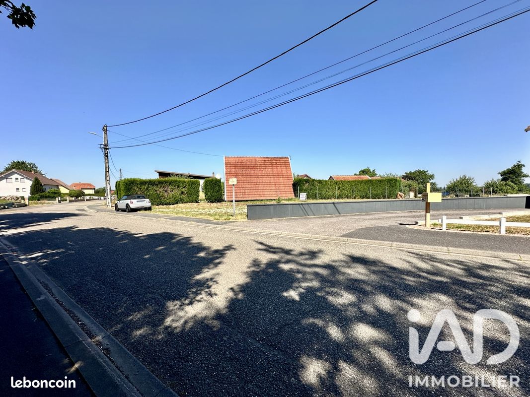 Terrain 2771 m² · à Hartzviller · 2 771 m² · 72 500 €