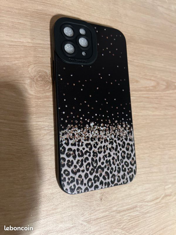 Coque iPhone 11pro (image 1)