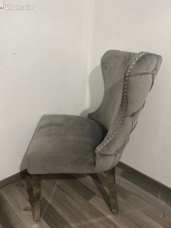 10 Chaises capitonnées (image 2)