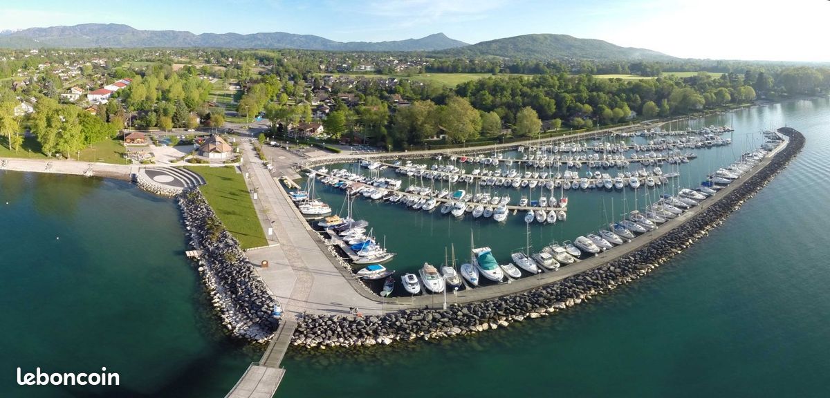 Terrain 1000 m² · à Sciez · 1 000 m² · 327 000 €