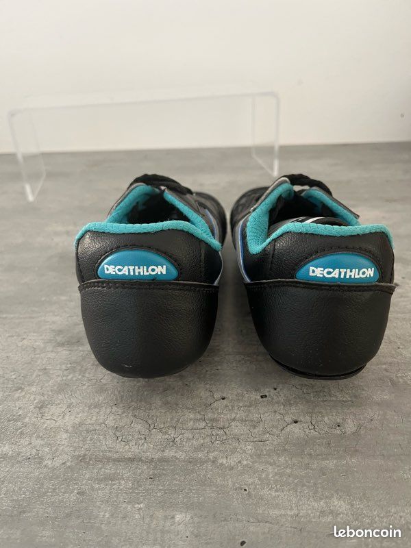 Chaussures de foot crampons p35 (image 6)