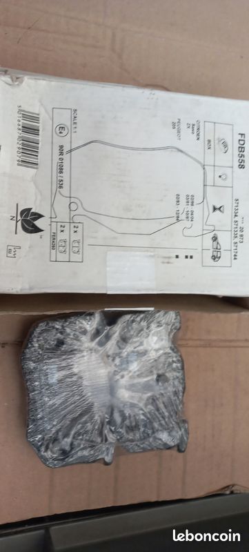Plaquettes de frein arrière FERODO FDB 558 Citroen, Peugeot, Renault (image 1)