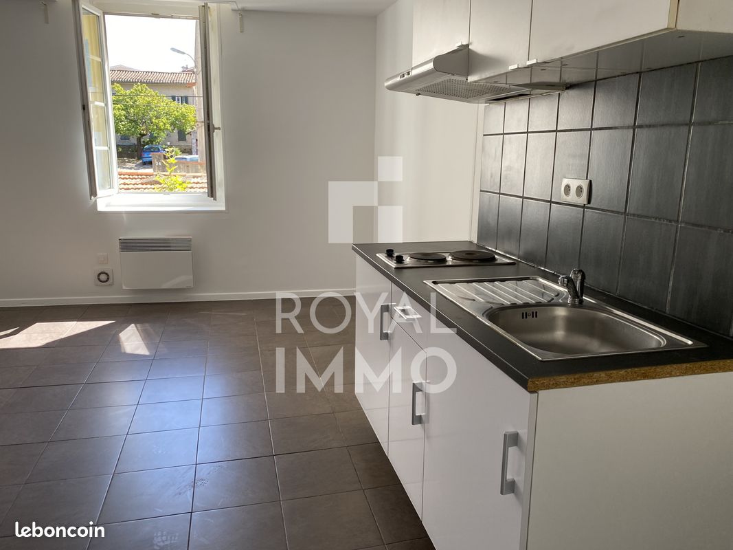 Appartement 1 pièce 20 m² · à La Seyne-sur-Mer · 20 m² · 442 €/mois