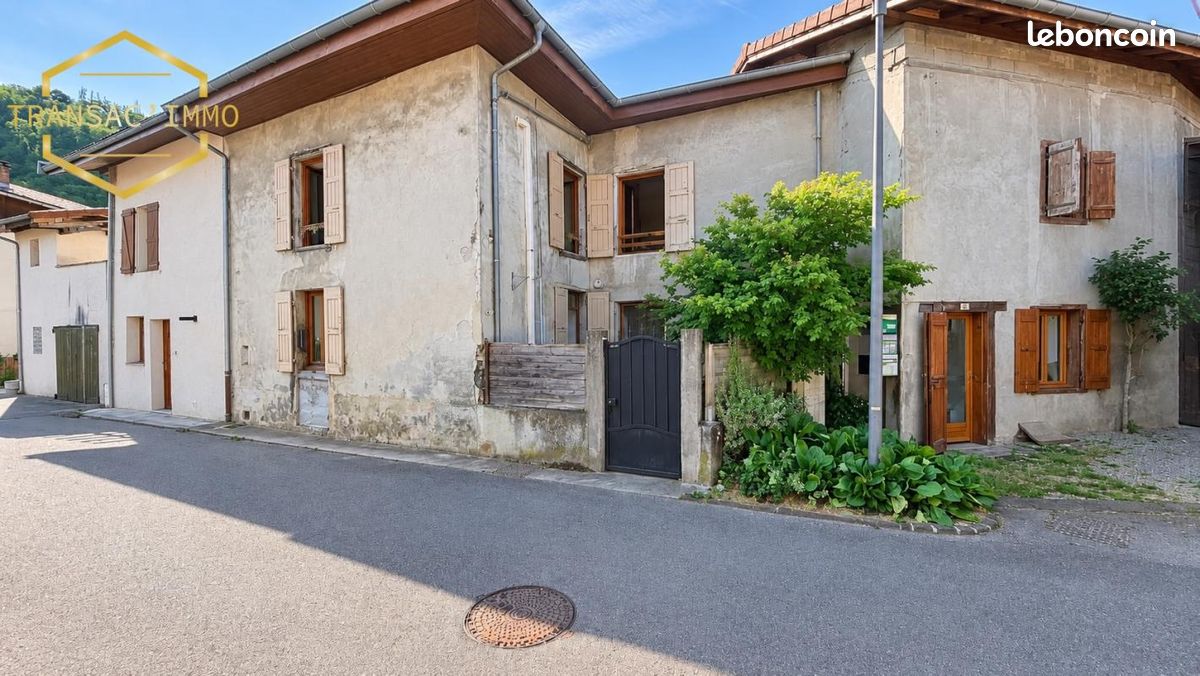 Maison 3 pièces 70 m² · à Tencin · 70 m² · 149 000 €