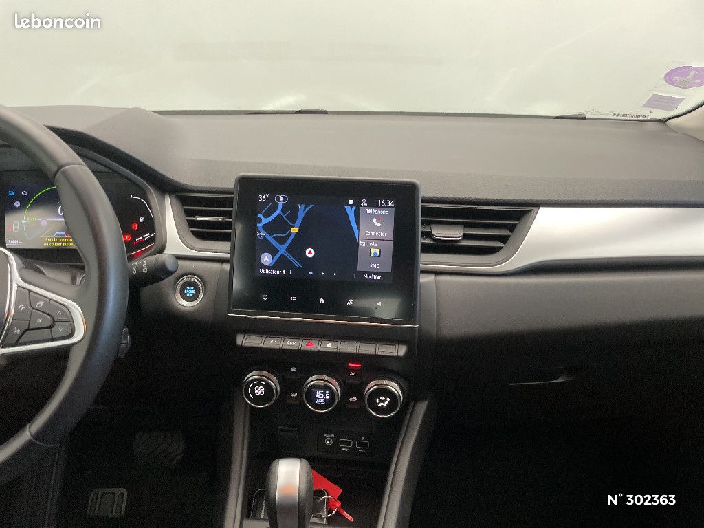 Renault Captur E-Tech 145 - 21 Business (image 13)