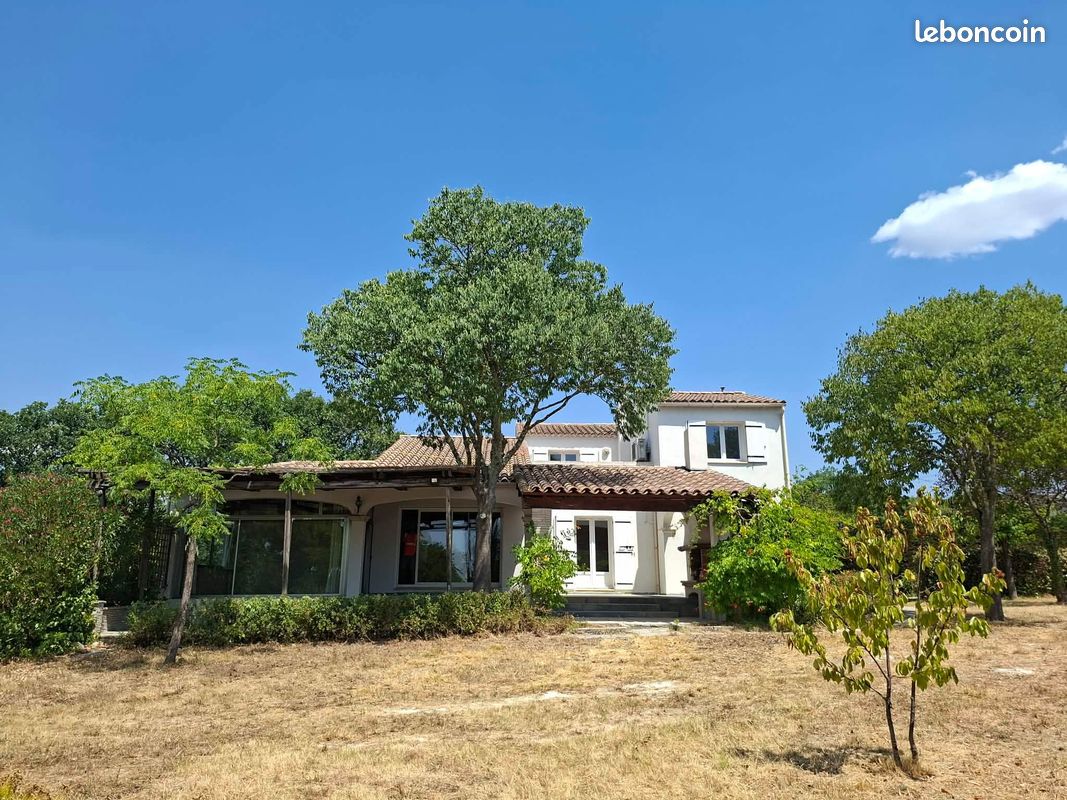 Maison 5 pièces 153 m² · à Mauressargues · 153 m² · 1 770 €