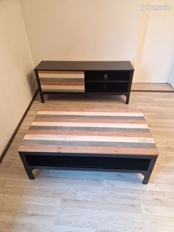 Table basse style industriel / bois (image 1)
