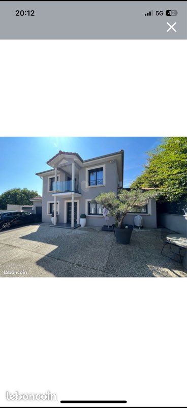Maison 5 pièces 160 m² · à Bron · 160 m² · 495 000 €