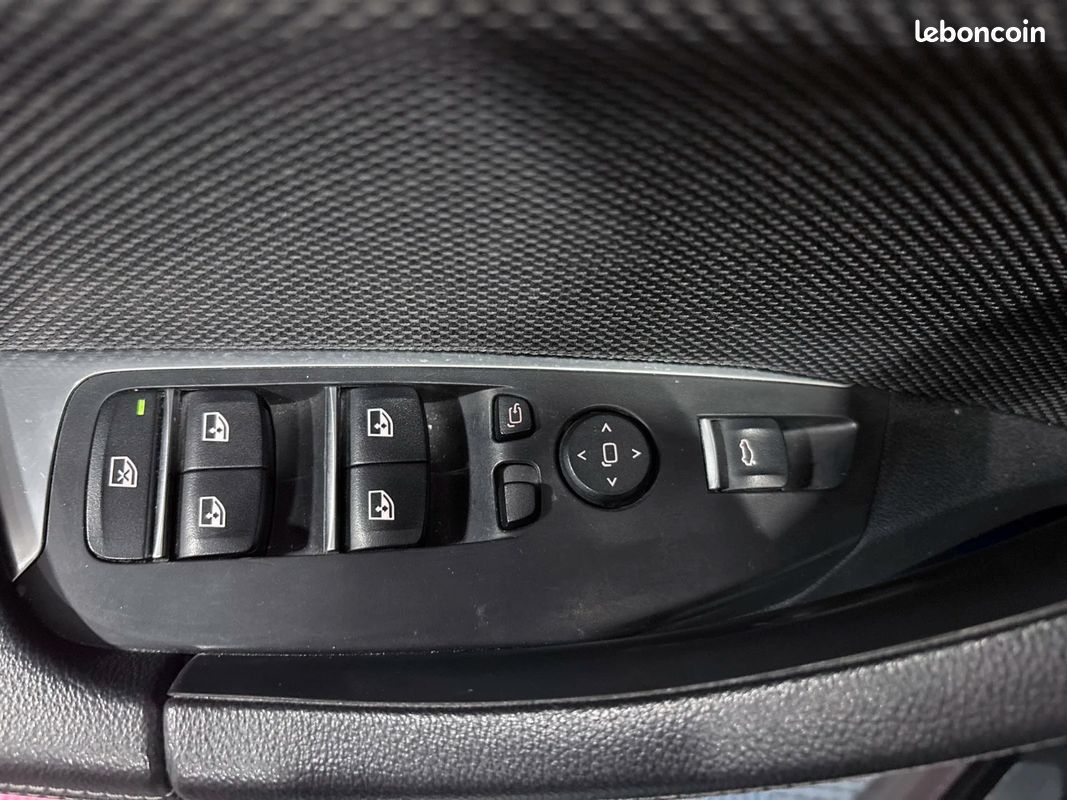 BMW X3 G01 xDrive20d 190ch BVA8 xLine - Entretien BMW - Toit ouvrant panoramique (image 16)