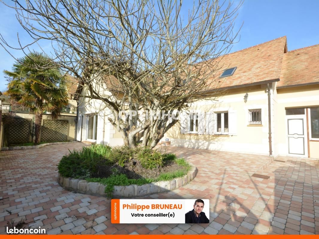 Maison 8 pièces 275 m² · à Bonnières-sur-Seine · 275 m² · 355 000 €