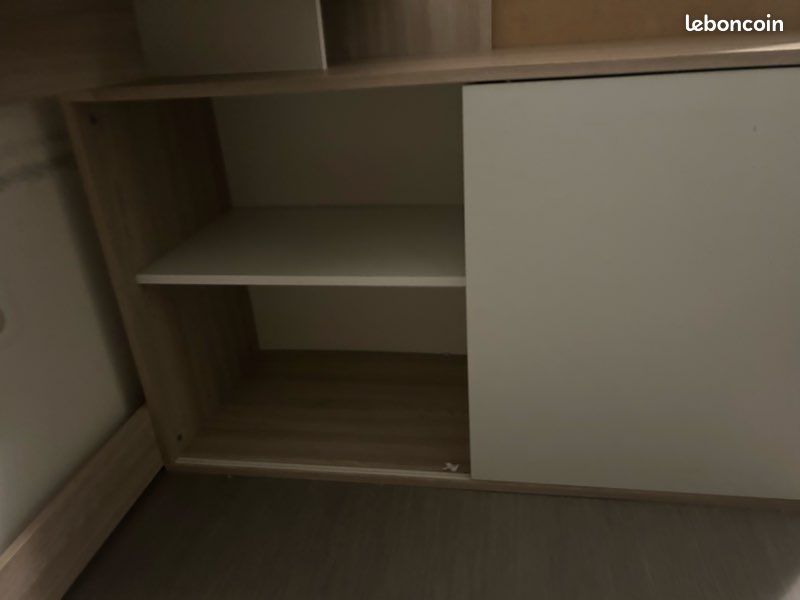 Bureau (image 4)