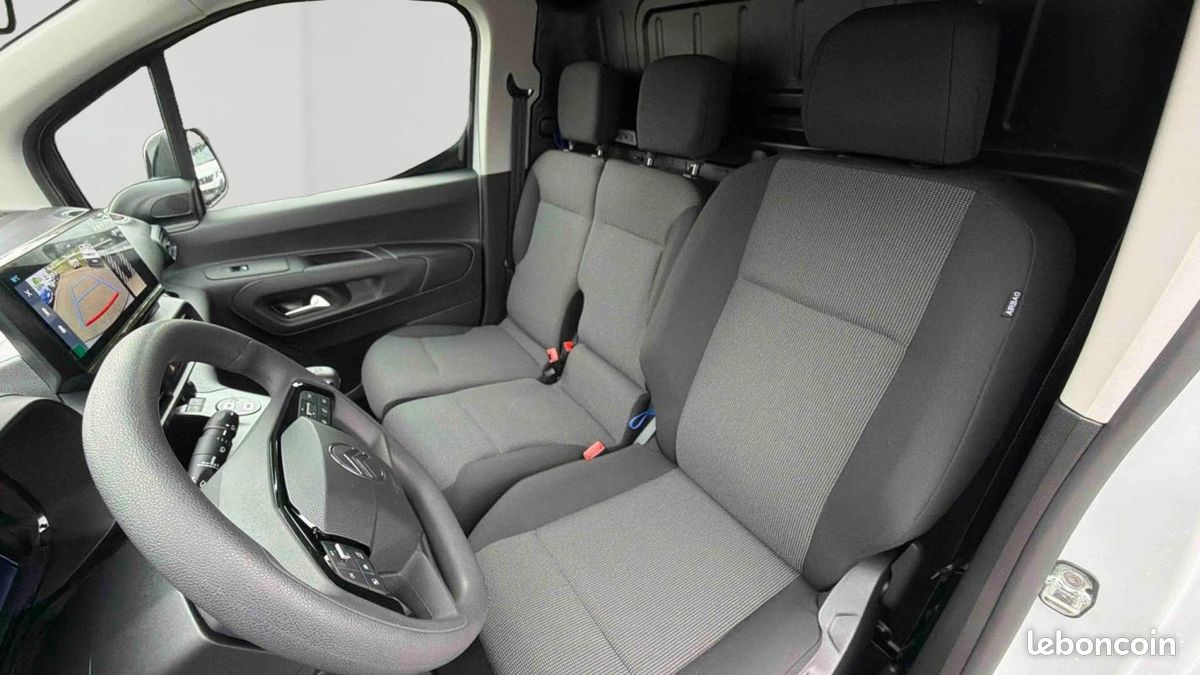 Citroën Berlingo VAN M DIESEL 100 CH MANUELLE (image 12)