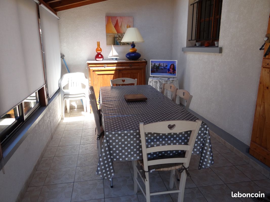 Offre last minute suite desistement. 550 la semaineApt T2 Mezzanine 50m2, dans villa, au calme, Plage et Lac marin à pied (image 2)