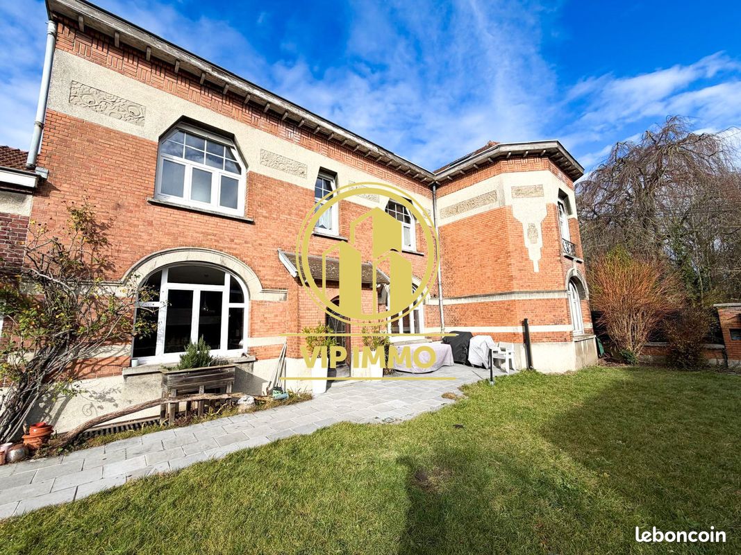 Maison 14 pièces 224 m² · à Lambersart · 224 m² · 1 034 000 €