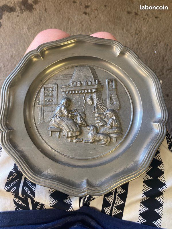Assiette décorative (image 1)