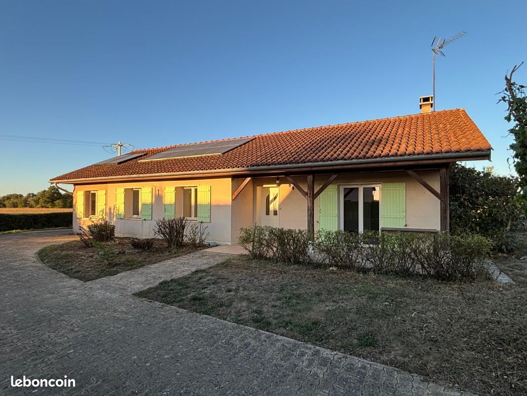Maison 4 pièces 107 m² · à Saint-Martin-le-Châtel · 107 m² · 1 070 €/mois