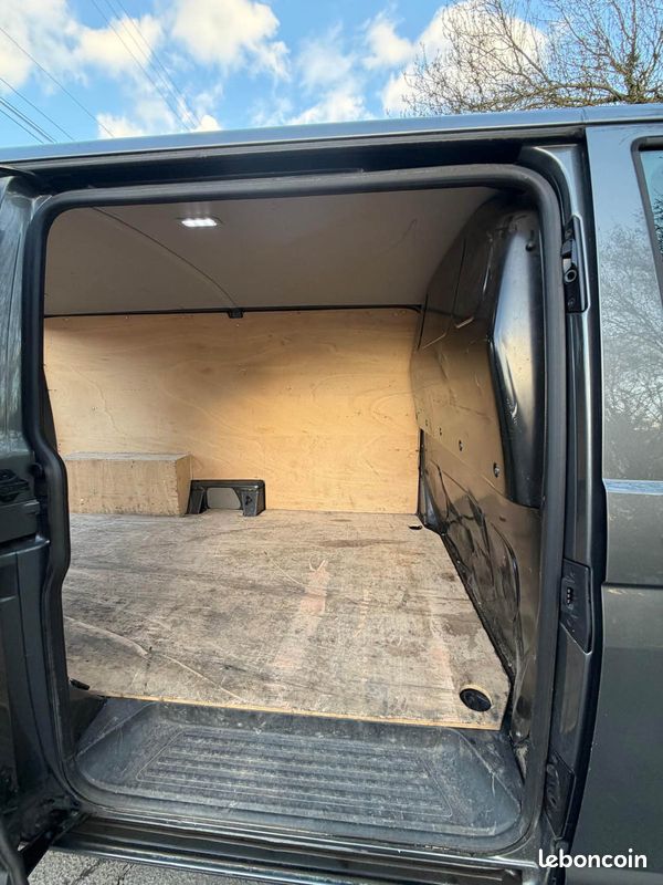 VOLKSWAGEN TRANSPORTER 6.1 2.0 BiTDI 204 FGN TOLE 4 MOTIONS DSG7 BUSINESS LINE L2H1 (image 18)