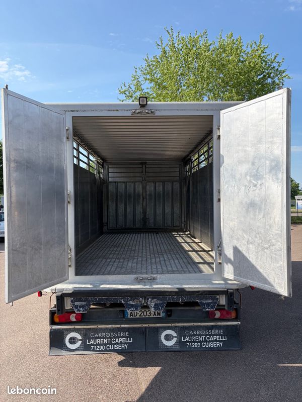 Renault betaillere midlum dci 180 (image 4)