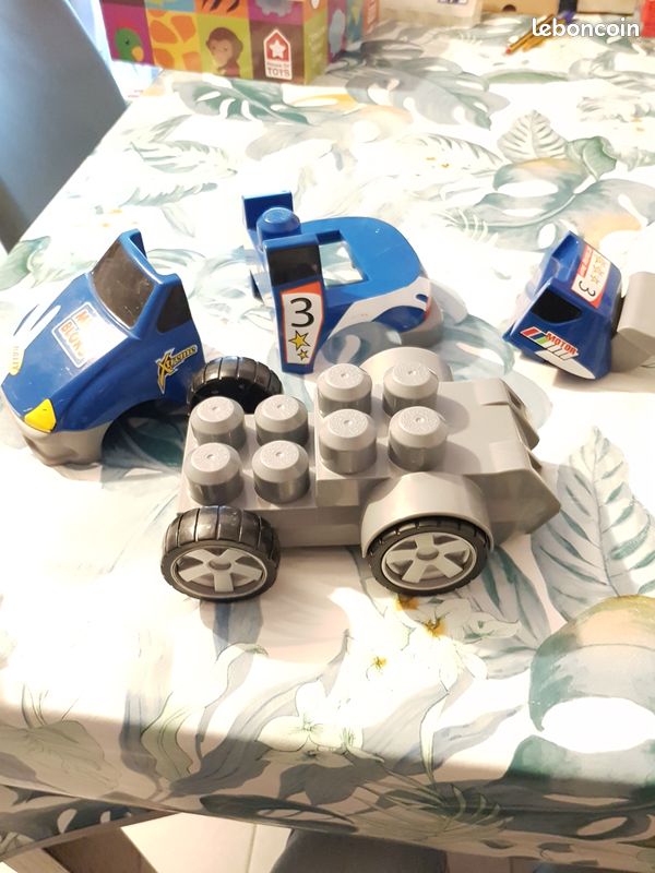 Voiture méga blocks (image 2)