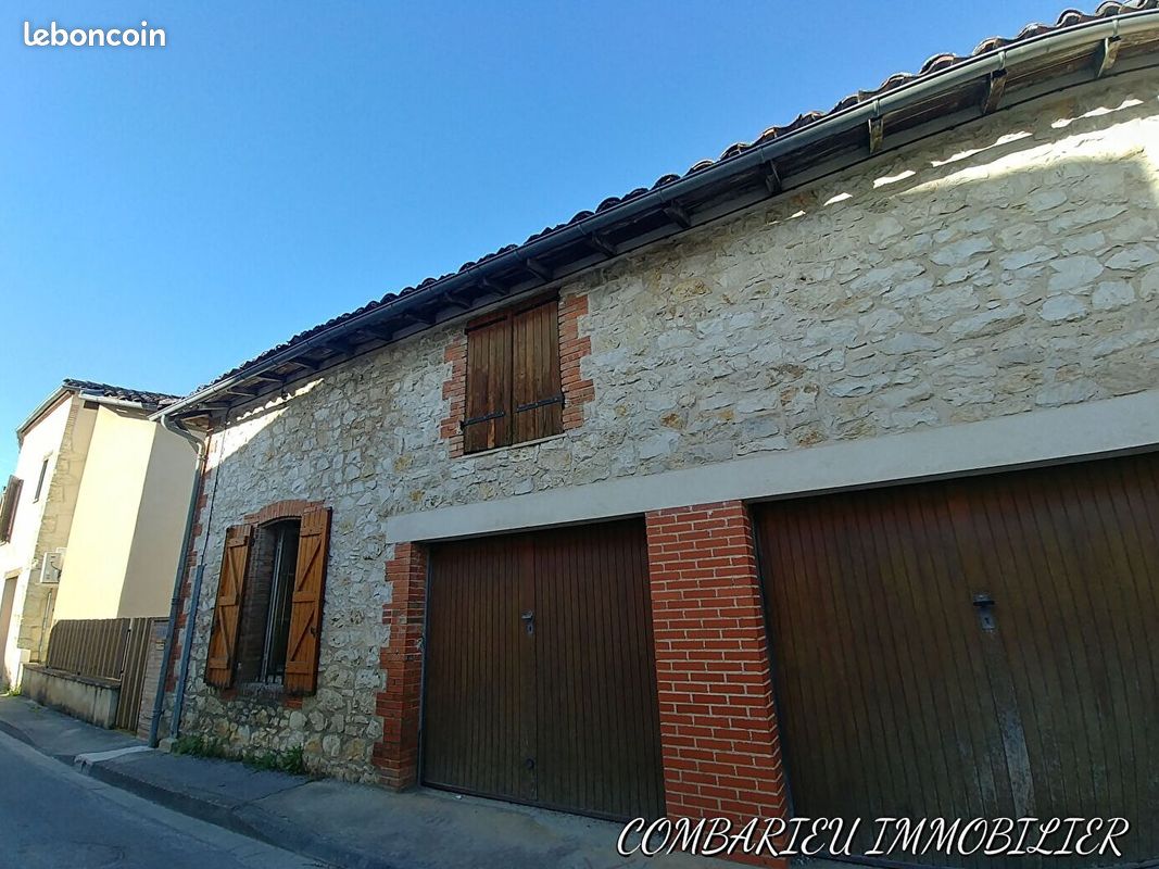 Appartement 5 pièces 120 m² · à Caussade · 120 m² · 145 000 €