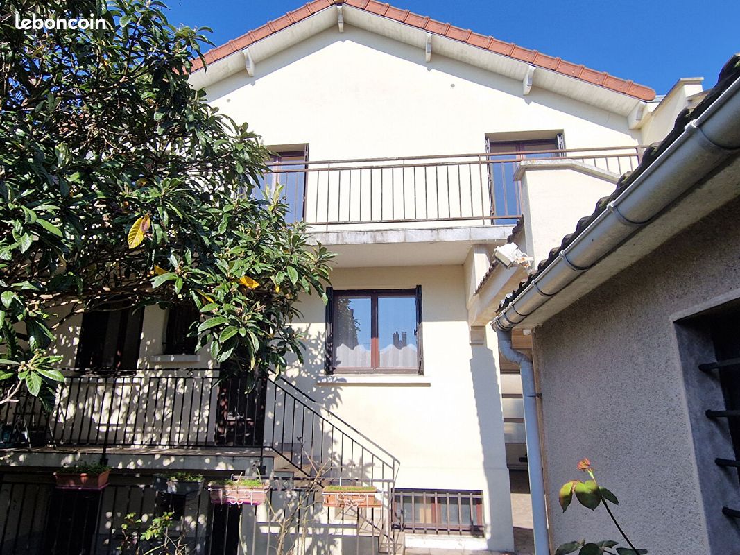 Maison 7 pièces 130 m² · à Livry-Gargan · 130 m² · 286 000 €
