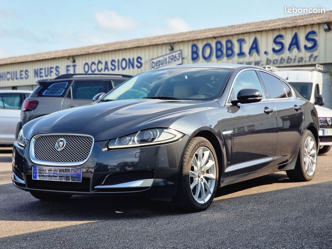 Jaguar XF 2.2 D 200CH LUXE PREMIUM (image 1)