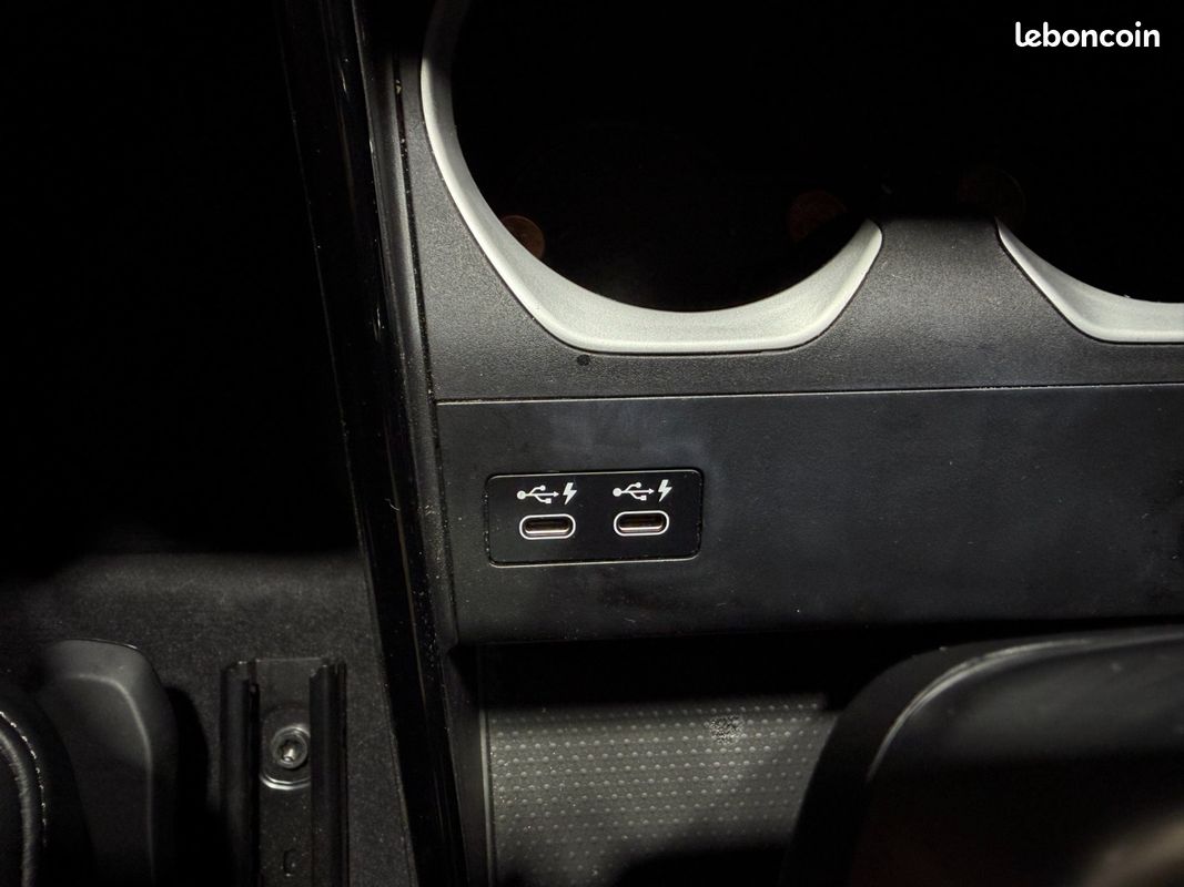 BMW X1 U11 sDrive 18d 150ch DKG7 M Sport (image 31)