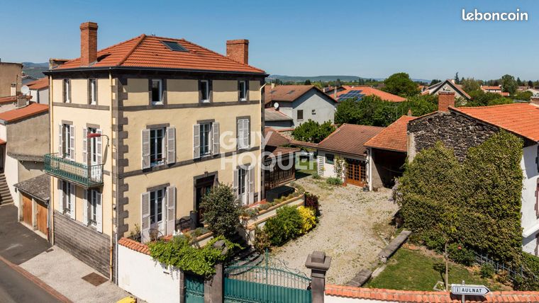 Maison 9 pièces 200 m²